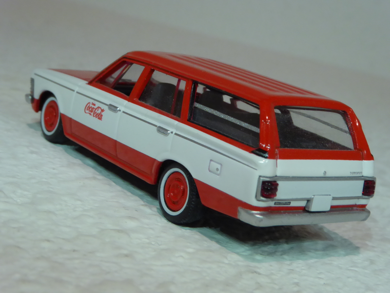 Illustration for article titled Hot Sixty 4th: Nothing Fancy Wagon Wednesday